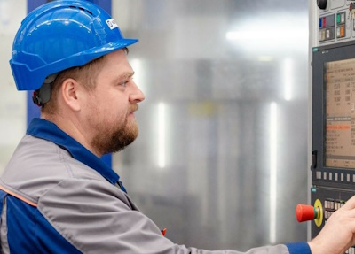 Оператор станков с программным управлением